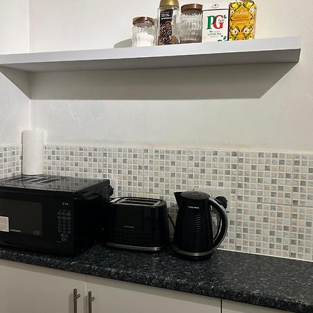 One Bedroom Flat In Chiswick W4 London Ngoại thất bức ảnh